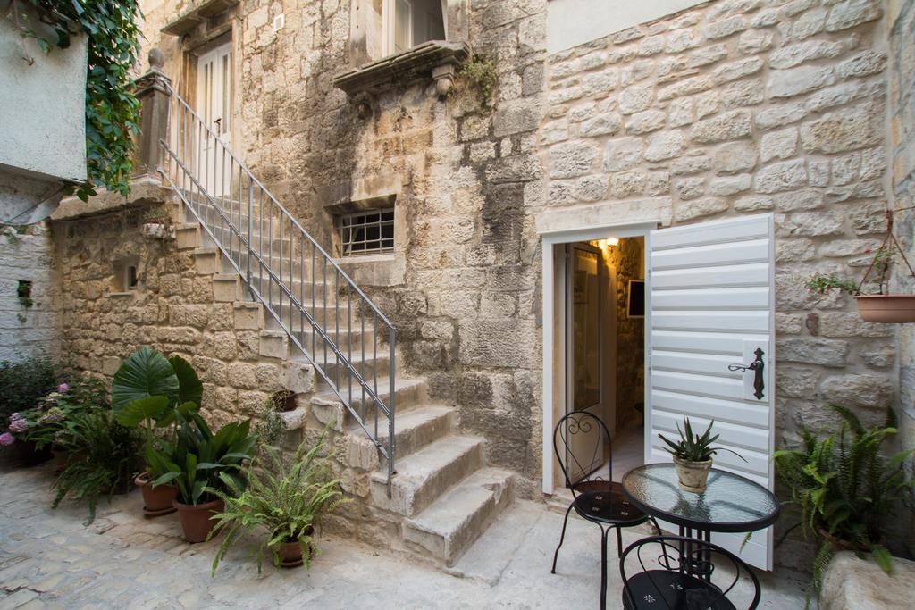Apartment Toma Trogir Exterior foto