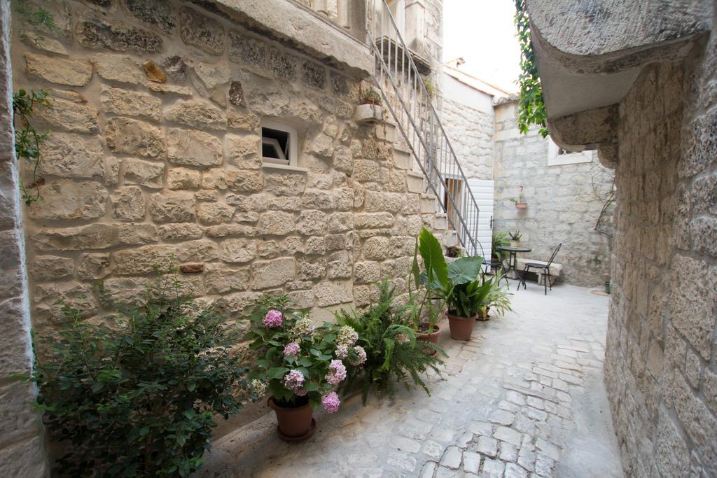 Apartment Toma Trogir Exterior foto