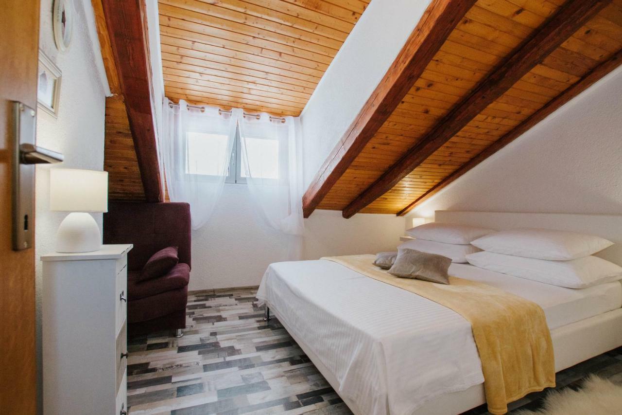 Apartment Toma Trogir Exterior foto