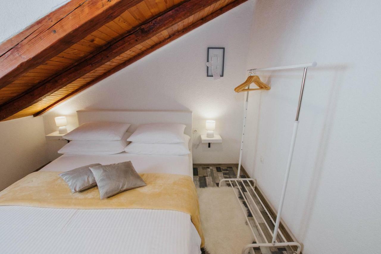 Apartment Toma Trogir Exterior foto